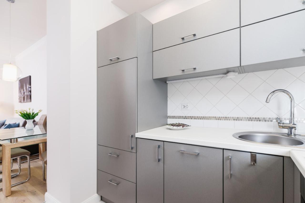 Modern Apartment Lubicz Krakow By Noclegi Renters Экстерьер фото